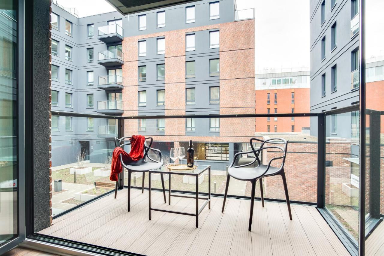 Apartament Chwaliszewo Z Balkonem - Free Parking Poznań Buitenkant foto