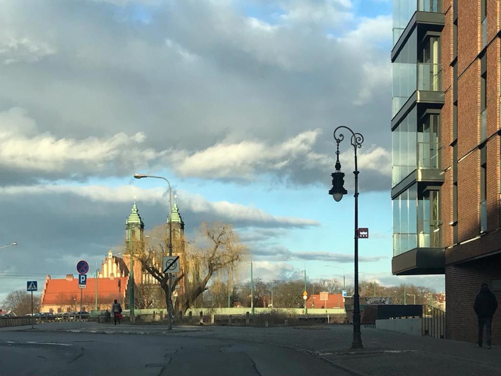 Apartament Chwaliszewo Z Balkonem - Free Parking Poznań Buitenkant foto